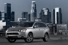 Mitsubishi Outlander GT - US verze 2014 58